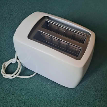 Photo of free Philips Toaster (Ipswich (IP3)) #4
