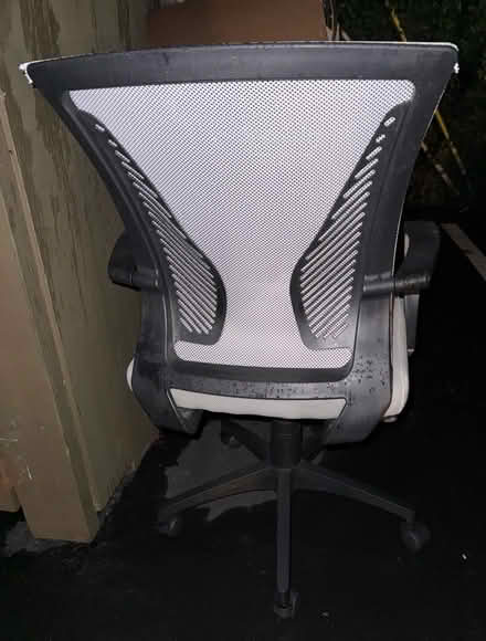 Photo of free Office chair with arm rests (Valencia Avenue, Sunnyvale) #3