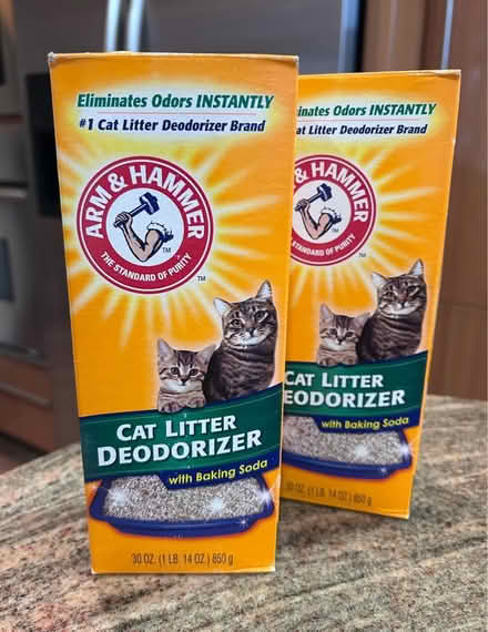Photo of free Cat Litter Deodorizer (Capitol Hill NE (20002)) #1