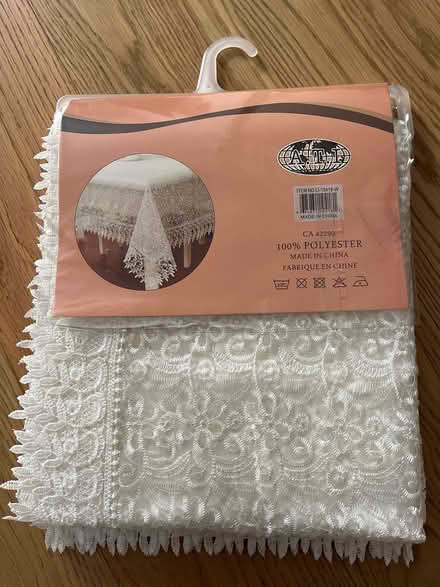Photo of free Tablecloth (Hintonburg) #2