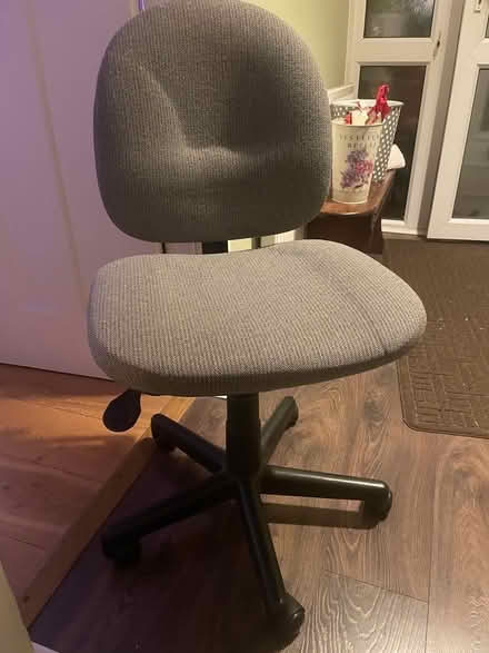 Photo of free Desk chair (TA8 burnham on sea) #2