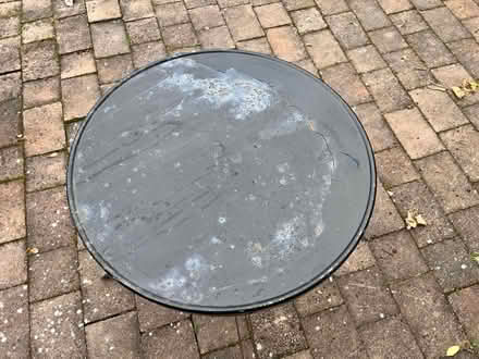 Photo of free Table (CR7 Thornton heath) #4