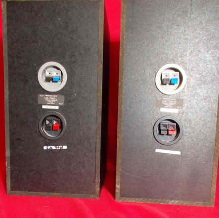 Photo of free Speakers (Buckstone EH10) #2