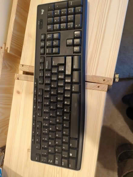 Photo of free Wireless keyboard (Aston OX18 2) #1