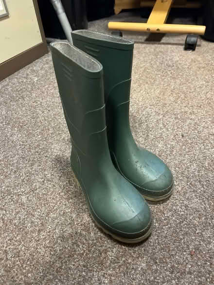 Photo of free Size 2 wellies (Heage DE56) #1