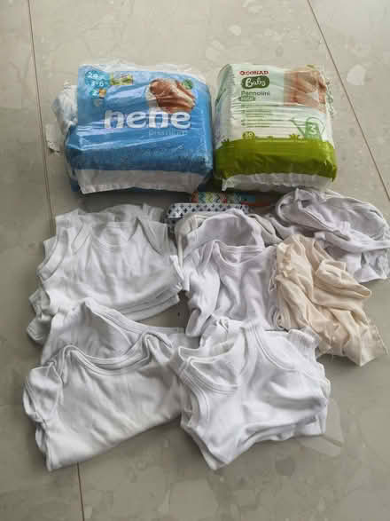 Photo of free Bag of newborn - 6 months vests (Barbourne WR1) #1
