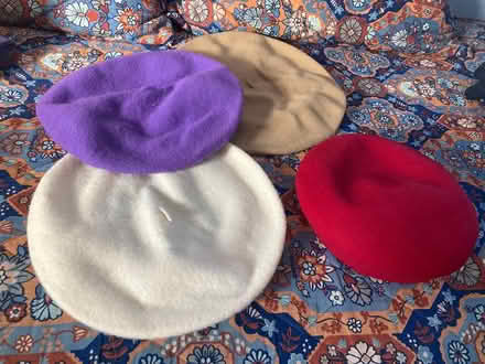Photo of free wool berets (Spring Hill, Somerville) #1