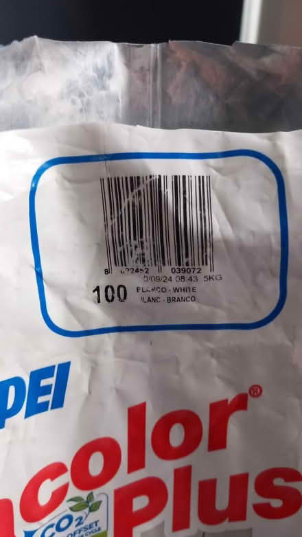 Photo of free White grouting (Pitshanger W5) #2