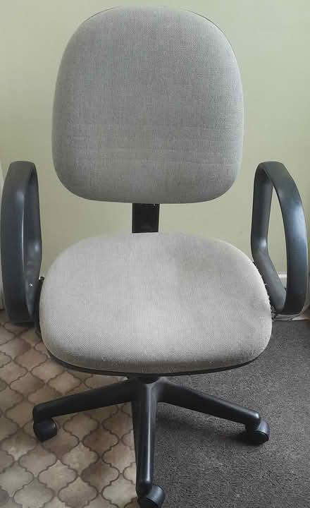 Photo of free Computer chair (Near Binley fire station) #1