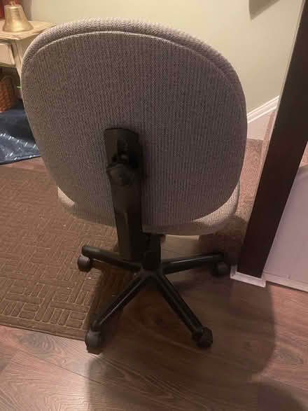Photo of free Desk chair (TA8 burnham on sea) #3
