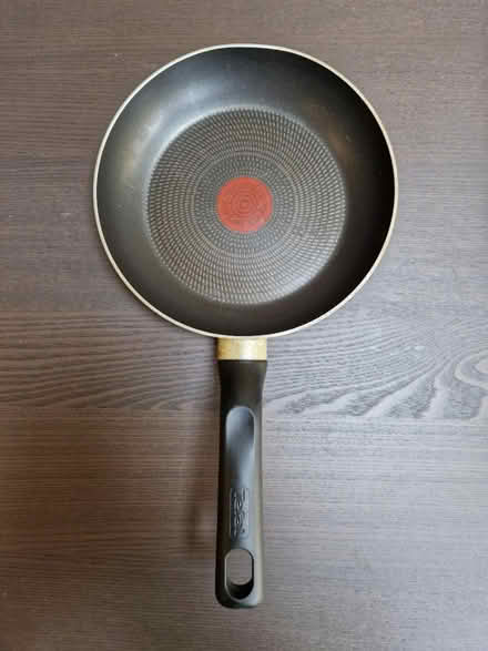 Photo of free Tefal frying pan (bn3 1bb) #1