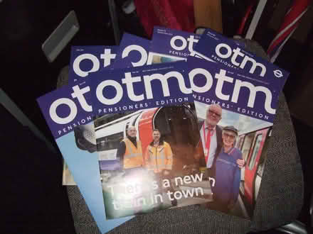 Photo of free LU magazine x6 (Havering Grange RM1) #1