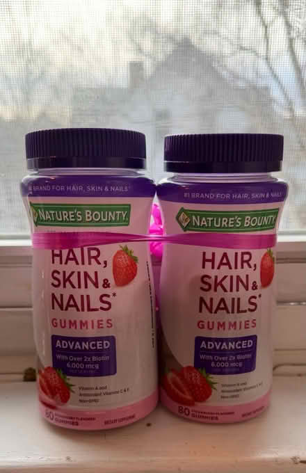 Photo of free hair skin & nail gummies (Davis Sq) #1