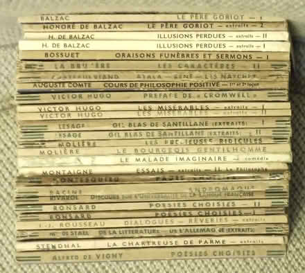 Photo of free 26 French Literature (Glasgow G43) #2