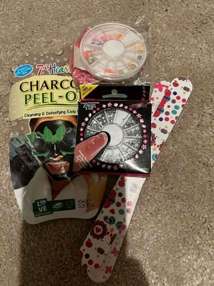 Photo of free Beauty bits (Fulwood PR2) #1