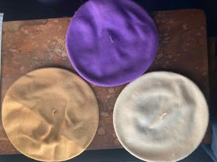 Photo of free wool berets (Spring Hill, Somerville) #2