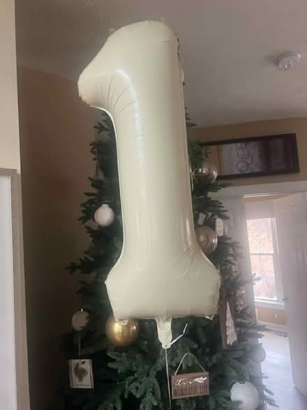 Photo of free Baby 1st balloon (Huntingtown md) #1