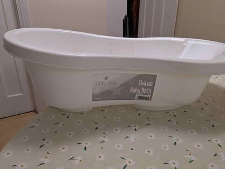 Photo of free baby bath (BR2) #1