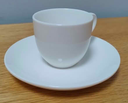 Photo of free Coffee cups and saucers (Sherfield on Loddon, RG27 0) #2