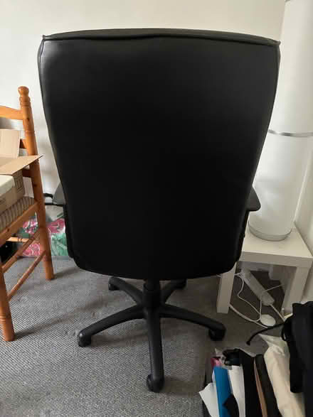 Photo of free Large wheeled office chair (Steyning BN44) #4