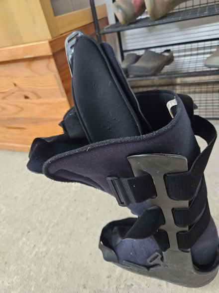 Photo of free Therapeutic boot - medium (Binfield Heath RG9) #1