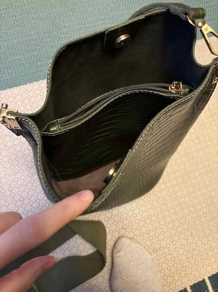 Photo of free Green bucket bag (Forest Hill/ Honor Oak) #3