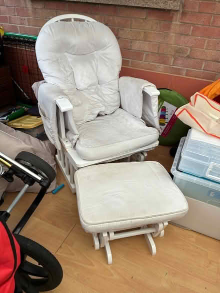 Photo of free Rocking chair & rocking stool (MK41 bedford) #1