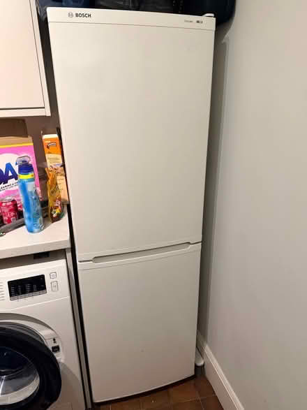 Photo of free Bosch slimline fridge freezer (Cherry Orchard SY2) #1
