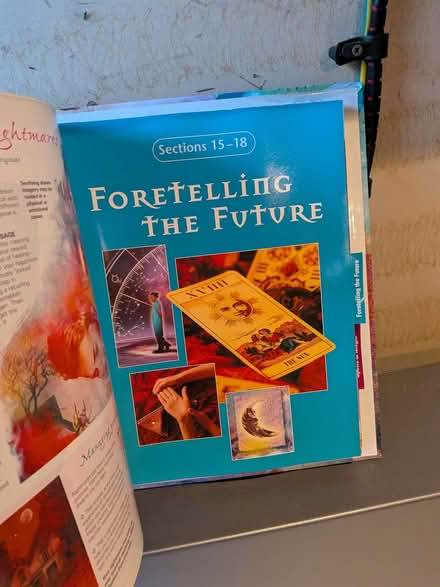 Photo of free Mind Body Spirit collection (Woolstone MK15) #4