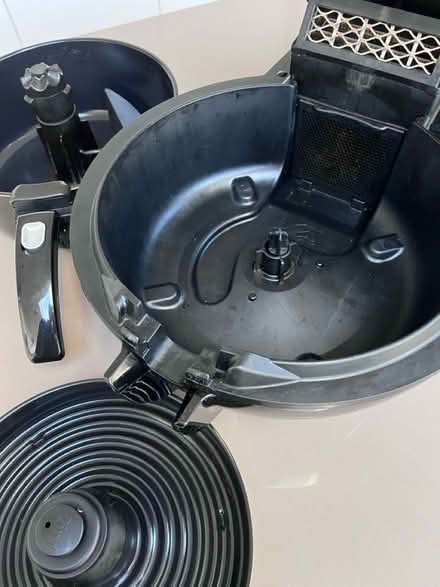 Photo of free Tefal Airfryer (D6W) #2