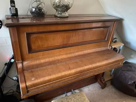 Photo of free Upright piano (RG6) #1