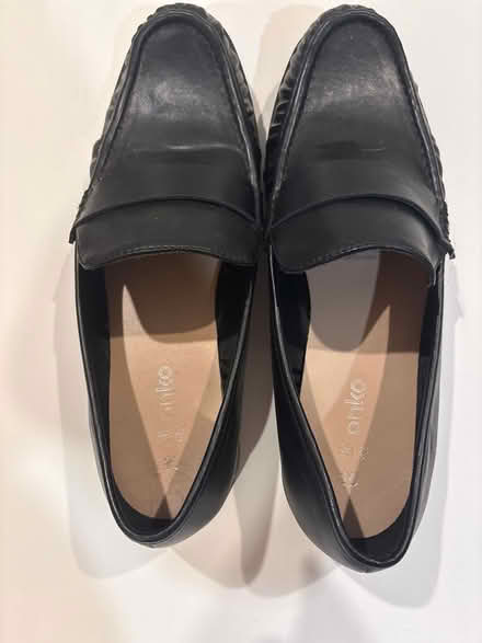 Photo of free ladies size 10 black shoes (Canberra/Queanbeyan) #1