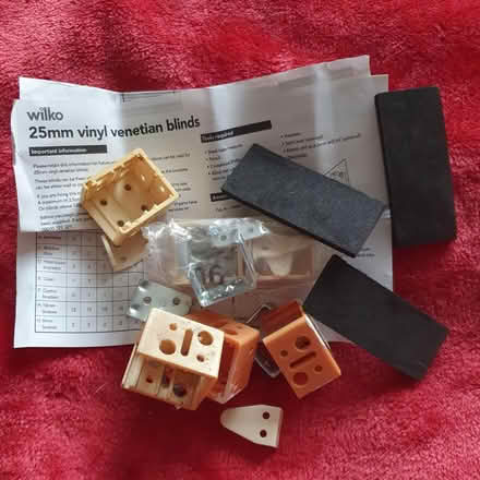Photo of free Wilko 25mm vinyl blind fittings (DE21) #1