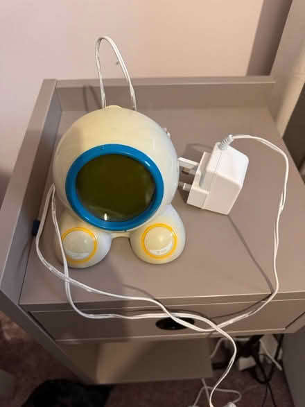 Photo of free Kids wake up/get out of bed alarm (Newington Green, Islington) #1