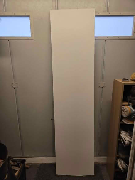 Photo of free White shelving board (Oakley HP18) #1