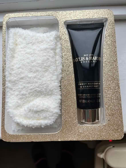 Photo of free CHRISTMAS PRESENT - Socks and Foot Lotion (Hoddesdon EN11) #1