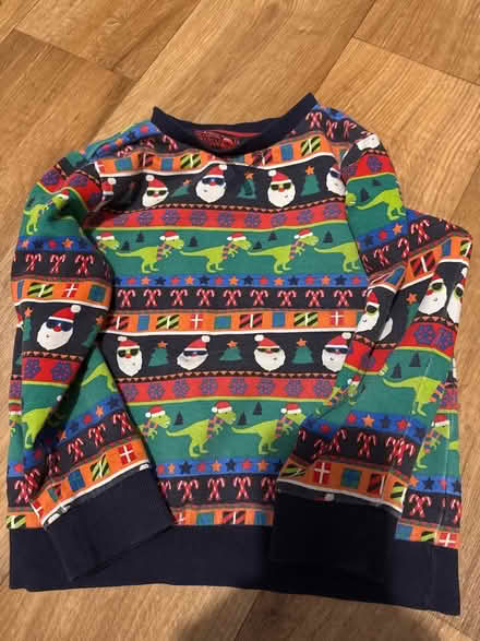 Photo of free Age 5-6 Xmas jumper (Billericay CM12 Queens Park) #1