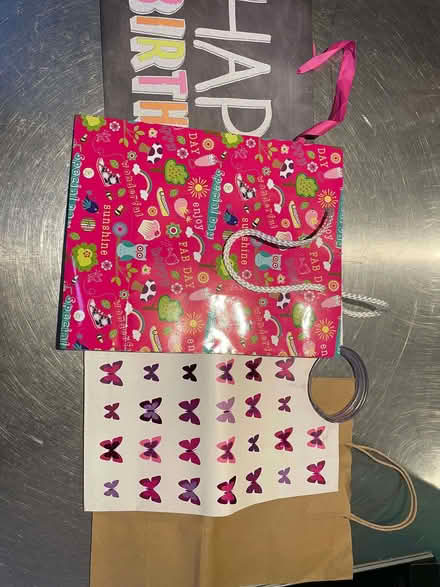 Photo of free Assorted giftbags (St Margarets TW1) #2