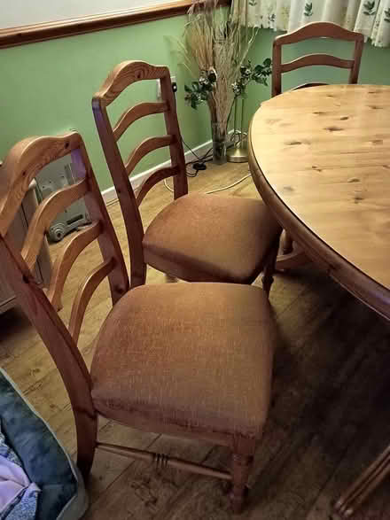 Photo of free Pine dining table and 6 chairs (South Darenth DA4) #4
