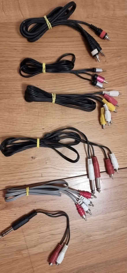 Photo of free Hi Fi/ audio/ amp cable selection (Chipping Sodbury BS37) #1
