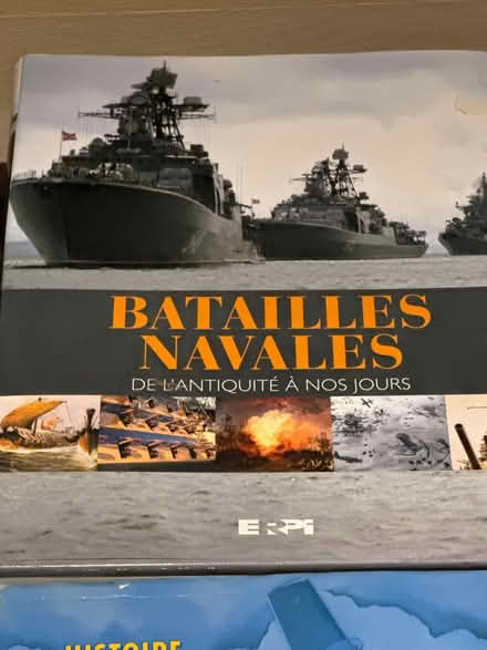 Photo of free FRENCH Canadamilitary history books (Britannia) #4
