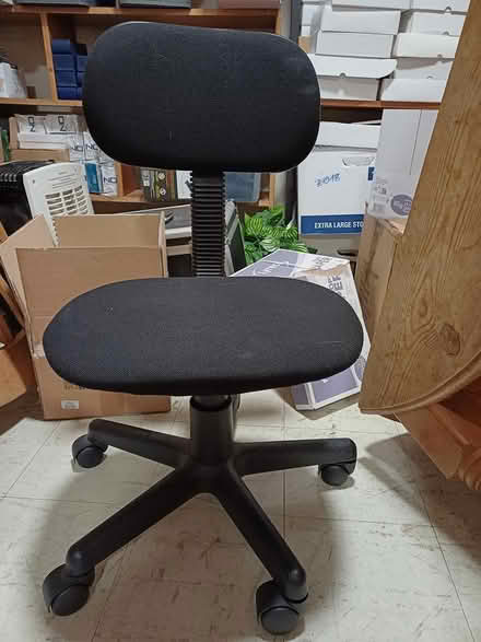 Photo of free Office chair (31 Thomas Street) #1