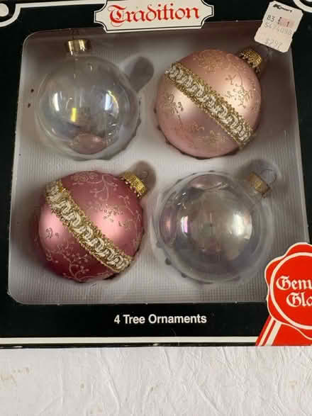 Photo of free Christmas ornaments (Canton) #1