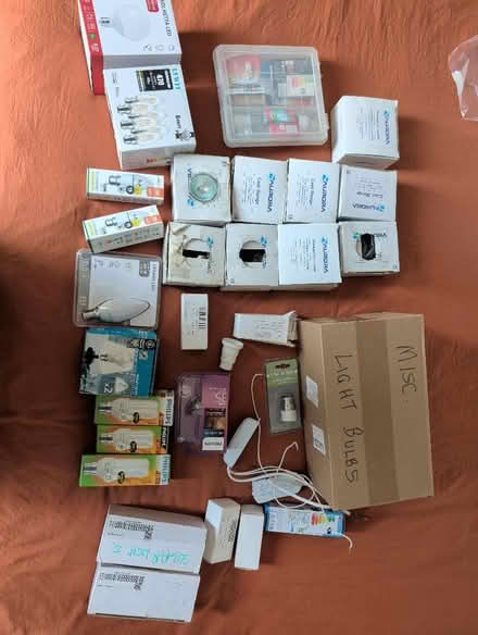 Photo of free Light bulbs & fittings (Medbourne MK5) #1