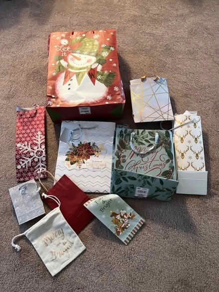 Photo of free Used Christmas gift bags (Newark, Old Baltimore Pike) #1