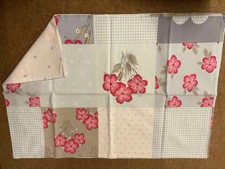 Photo of free Blue/pink single duvet cover and 2 pillow cases (Speldhurst TN3) #3