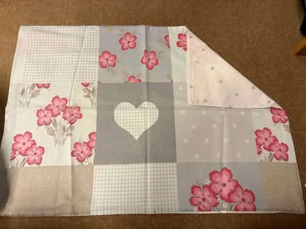 Photo of free Blue/pink single duvet cover and 2 pillow cases (Speldhurst TN3) #2