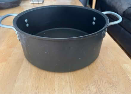 Photo of free Calphalon nonstick dutch oven (Somerville, Spring Hill) #2