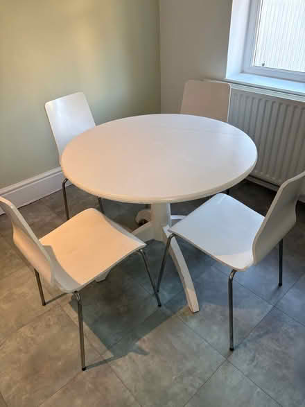 Photo of free Kitchen table and 4 chairs (Roundhay Leeds) #1