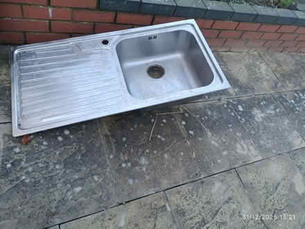 Photo of free Used sink (WV4 parkfields) #1